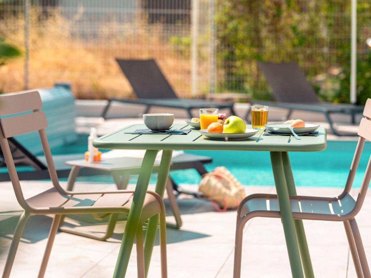 Ibis Styles Lyon Meyzieu Arena Stadium エクステリア 写真
