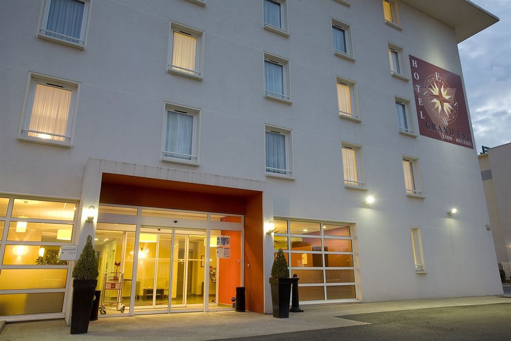 Ibis Styles Lyon Meyzieu Arena Stadium エクステリア 写真