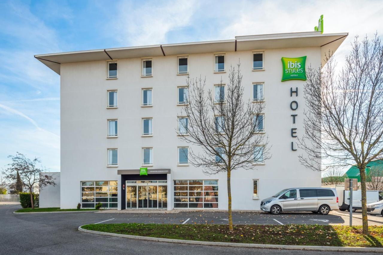 Ibis Styles Lyon Meyzieu Arena Stadium エクステリア 写真